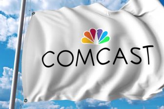 Is Comcast a Risky Bet Ahead of Q1 Earnings?