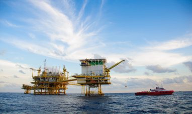 DIAMOND OFFSHORE ANNOUNCES NEW FLOATER COMMITMENTS