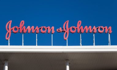 JNJ Receives Full FDA Approval for Rybrevant in Lung...