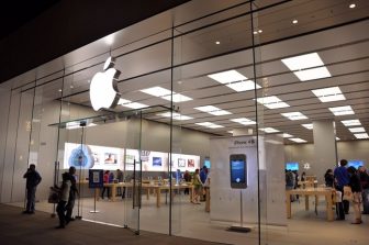 Apple Beats Q2 Expectations Despite iPhone Sales Dip