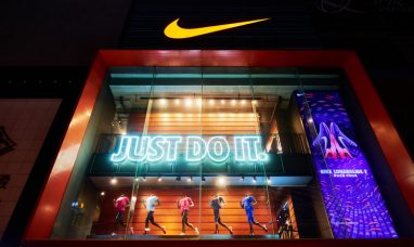 Nike Stock Falls 19% on Bleak 2025 Sales Forecast