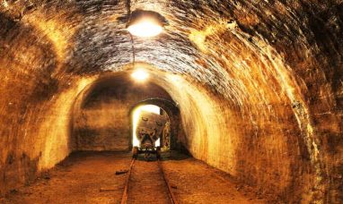 Mining Stocks Positioned for Profit Explosion as Gol...