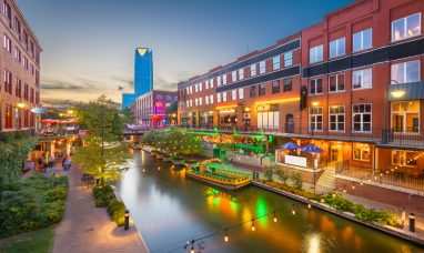 IPIC Theaters, LLC Announces Plans to Pursue Sale