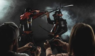 Popeye the Sailor Man drops anchor in Solitaire Gran...