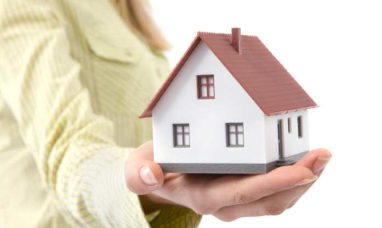 Canada announces funding for retrofit of 10 homes in...