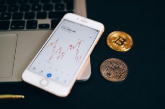Binance Exchange Launches bStocks Tokenized Securities: 1:1 Backing and 24/7 Trading