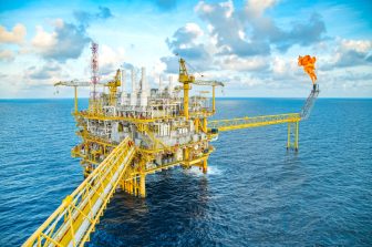 DC-Side Safety Protection Upgrade: Sungrow SG510HX Completes Extreme Test at 4,200 m